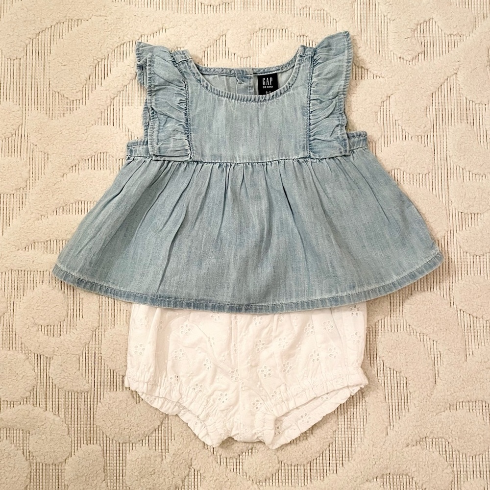 Baby Gap girl denim ruffle top and eyelet shorts outfit NWT! - Picture 2 of 4